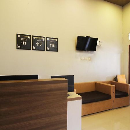 Oyo Life 2273 Pratama Homestay Bandar Lampung Exterior foto